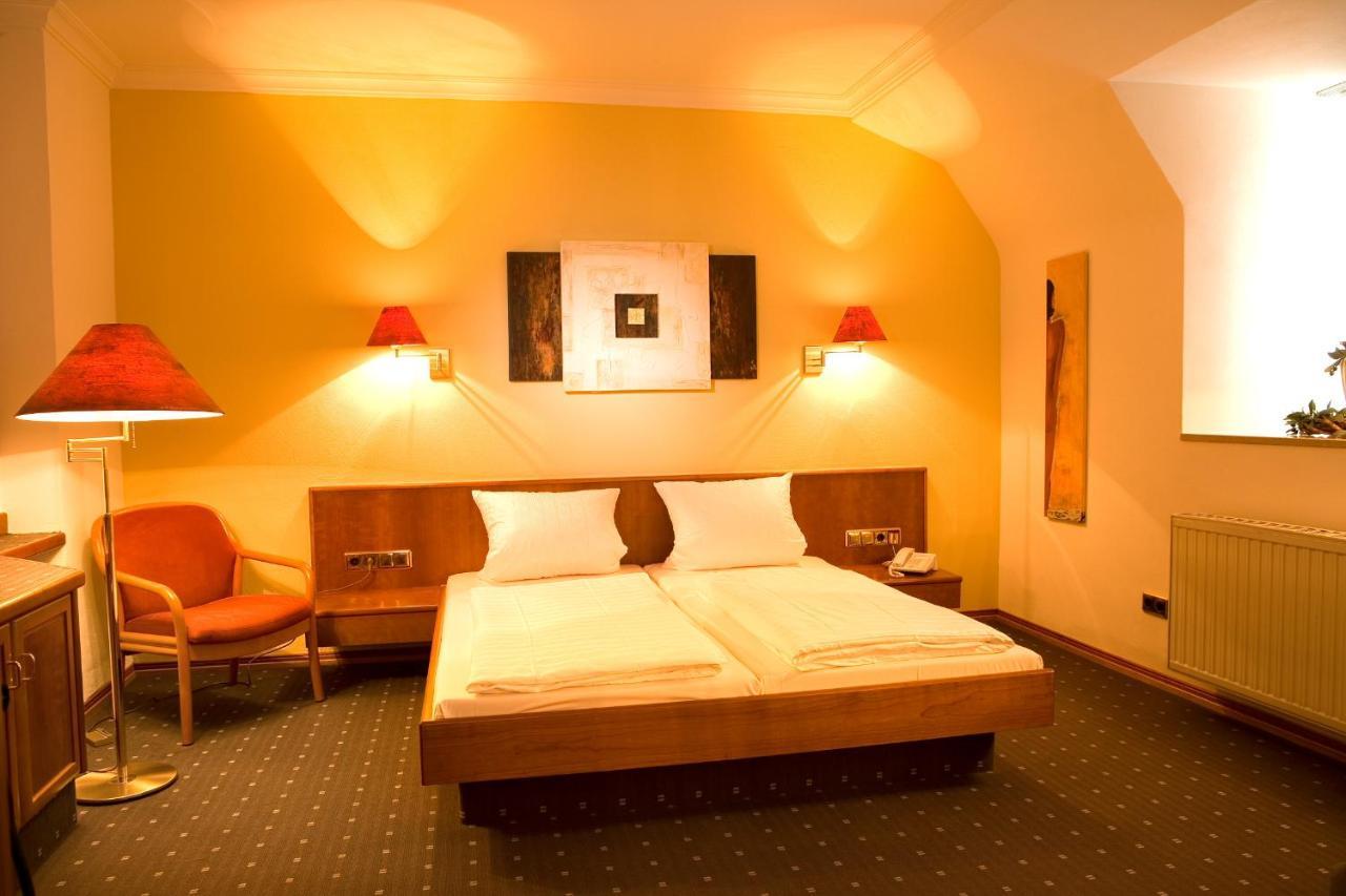 Parkhotel Volklingen Екстер'єр фото