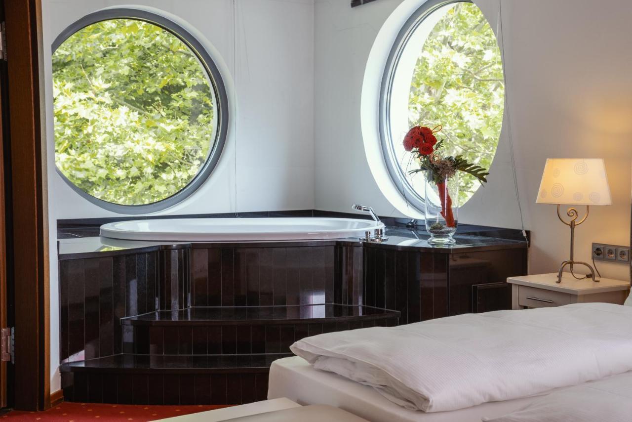 Parkhotel Volklingen Екстер'єр фото