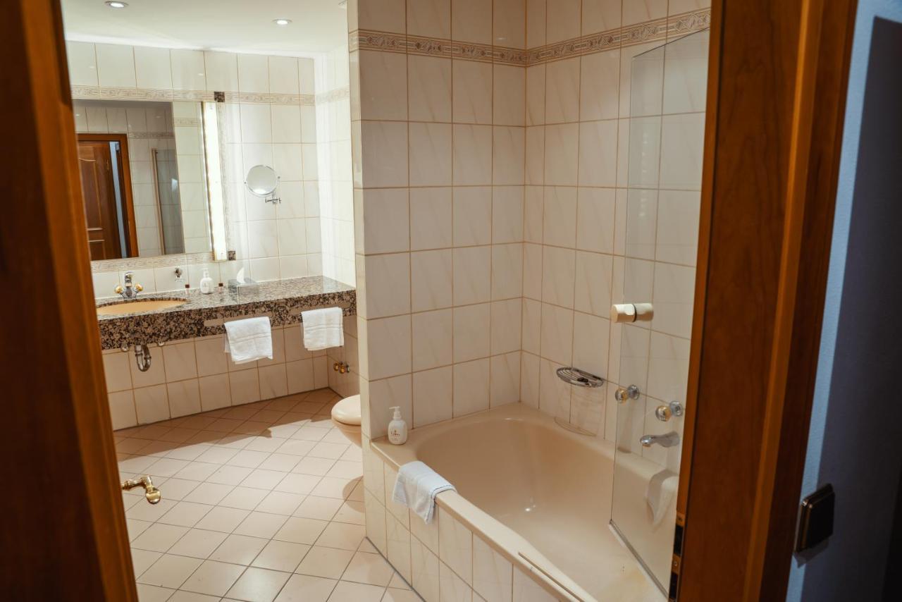 Parkhotel Volklingen Екстер'єр фото